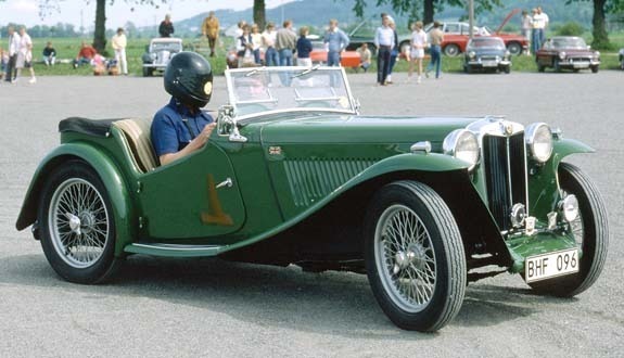 <I> M.G. TA 2-seat Sports 1938. Jan Radeflt kr manverprov. i Grnna.  Jan Borgfelt</I>